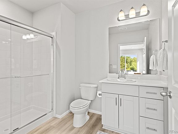 5th image of 5675 Vivian Street