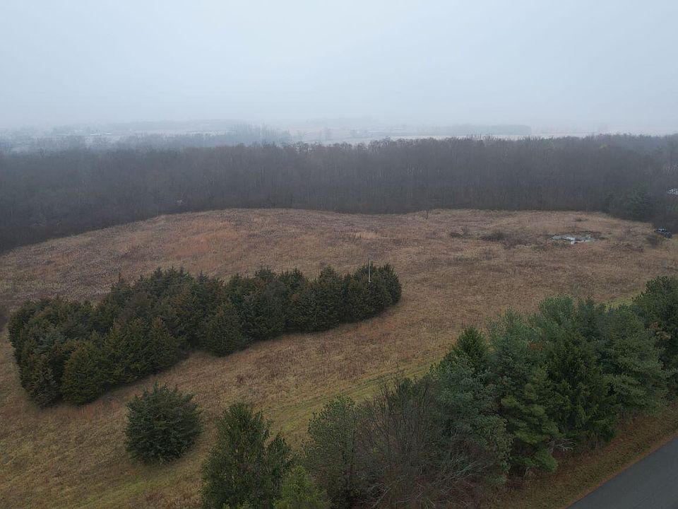 1st image of 4660 Everett Rd
