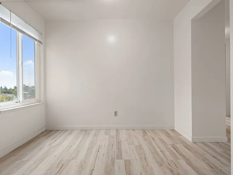 1920 Francisco LLC — Photo 23