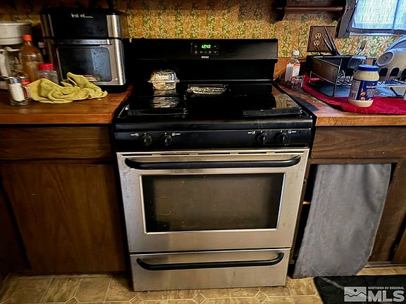 3rd image of 1208 & 1210 Kingslane Ct