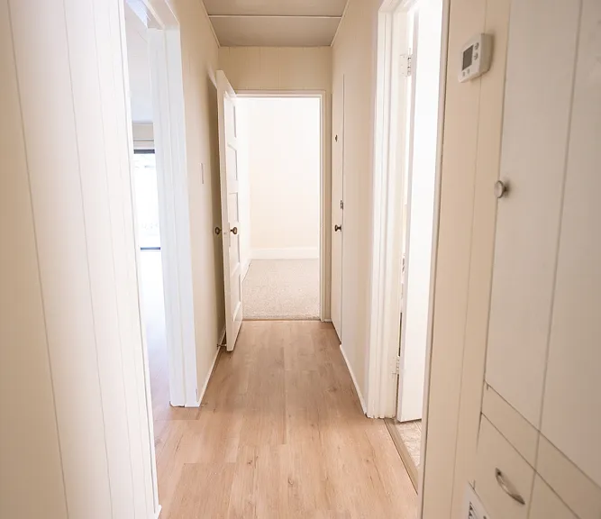 452 W Wilson Ave — Photo 11