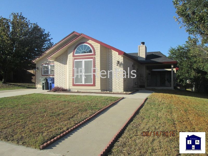 1st image of 218 Bronc Dr