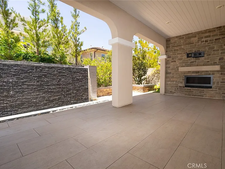 70 Sagan Way — Photo 38