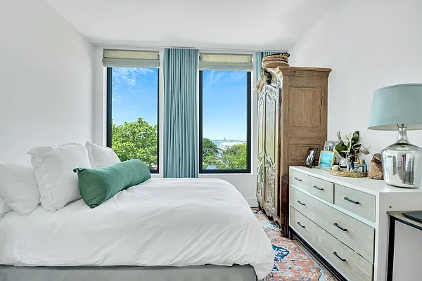 Rented by Dwell Residential Inc | media 5