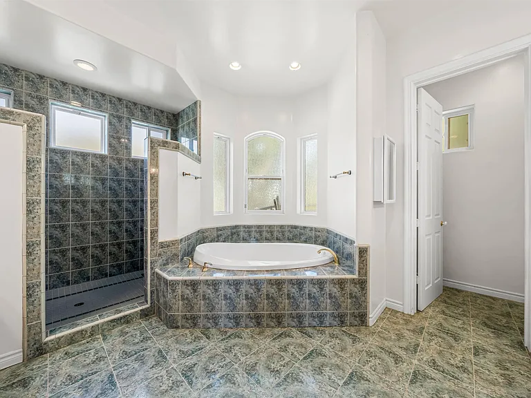 3377 Calle Margarita — Photo 25