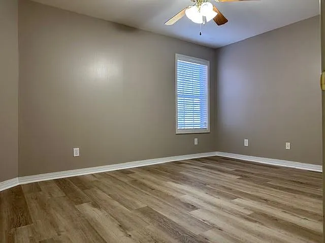 18007 Eastgate Dr #A — Photo 11