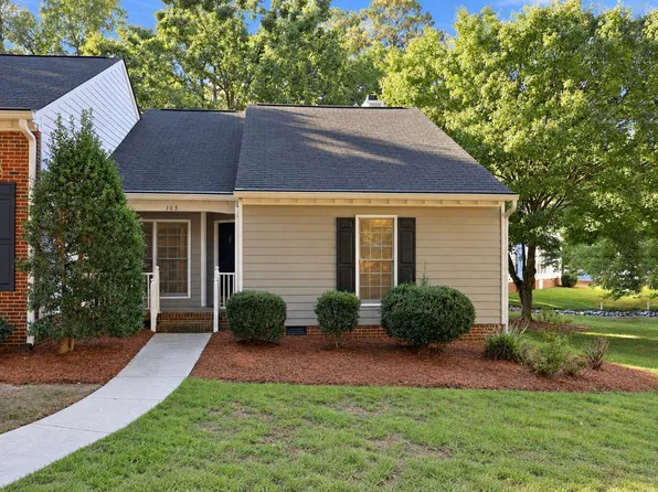 105 Renwick Ct, Raleigh, NC 27615