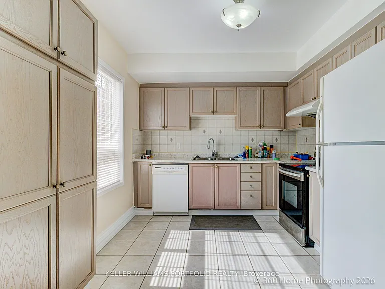 366 Old Harwood Ave — Photo 14