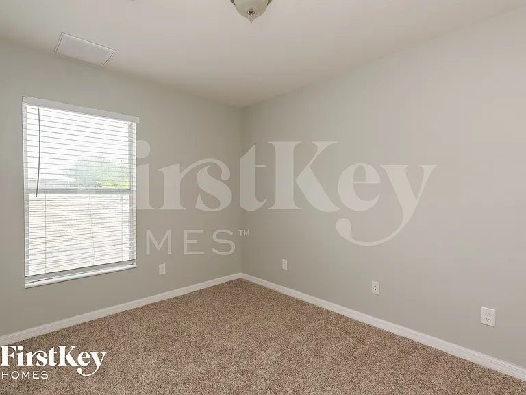 7847 Foxgrove Dr — Photo 12