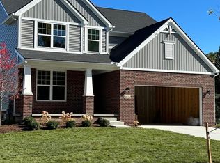 2676 Castlewood Ct, Wixom, MI 48393