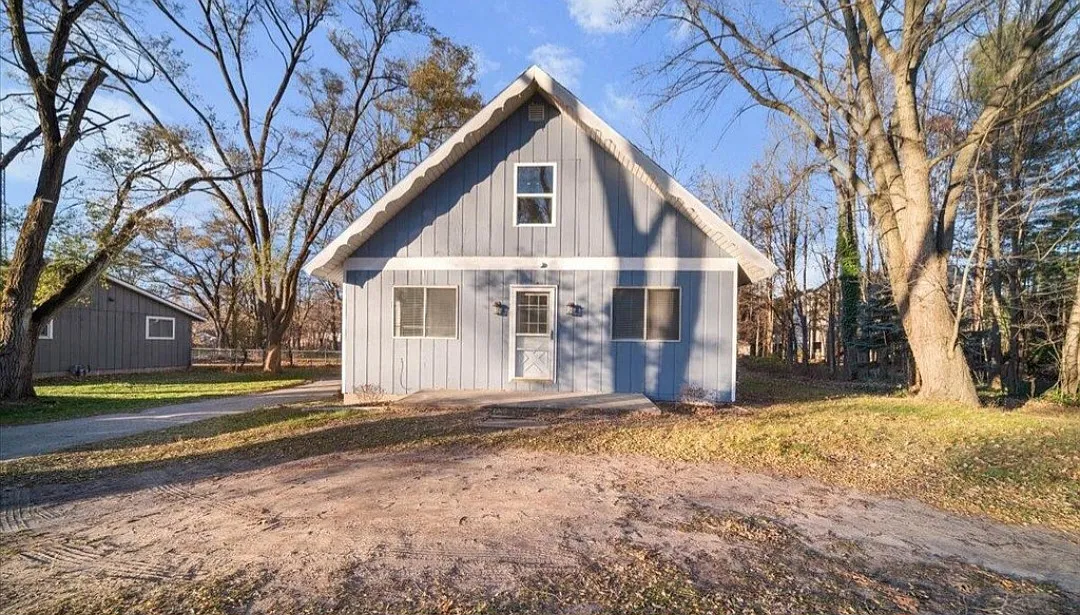 3 bed, 1693 sqft, $2,200 — Photo 2