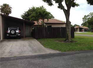 22375 Palomita Dr, Boca Raton, FL 33428