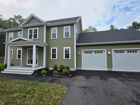 90 Howland Rd, Lakeville, MA 02347
