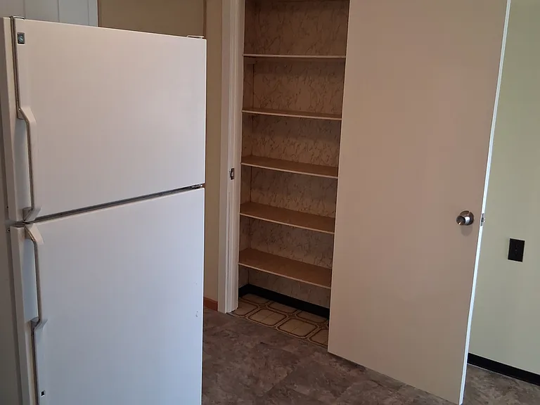 230 Beaver Ave #3 — Photo 5