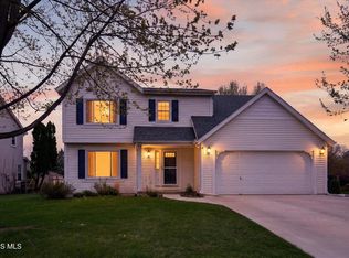 1801 Eaglecrest Rd, Perrysburg, OH 43551