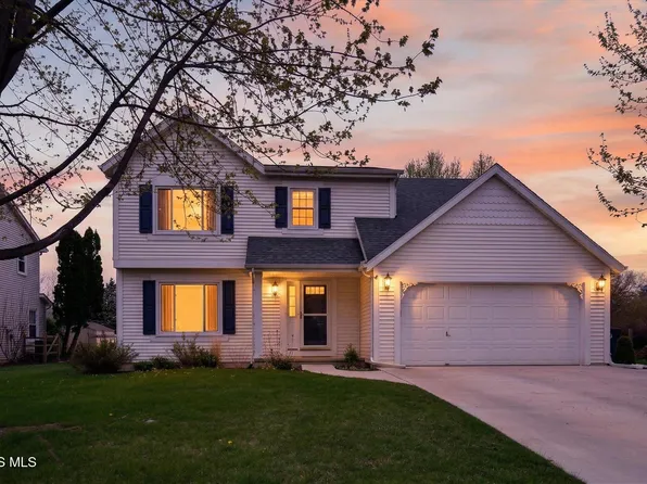 1801 Eaglecrest Rd, Perrysburg, OH 43551