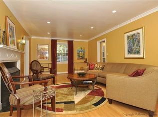 9401 Columbia Blvd, Silver Spring, MD 20910