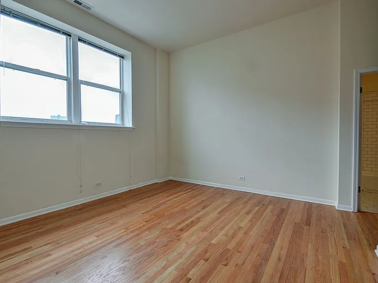 3257 N Sheffield Ave #306 — Photo 10