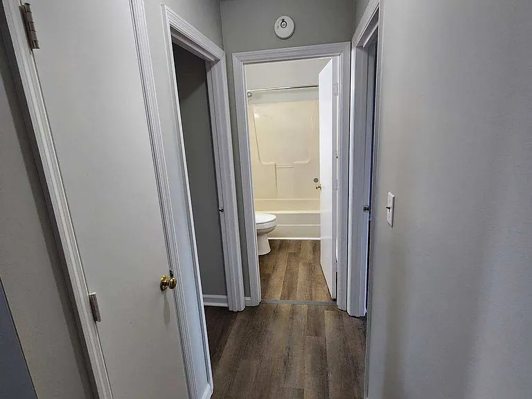 100 Beth Dr #1 — Photo 8