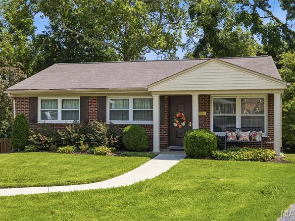8712 Bridgeport Ave, Saint Louis, MO 63144