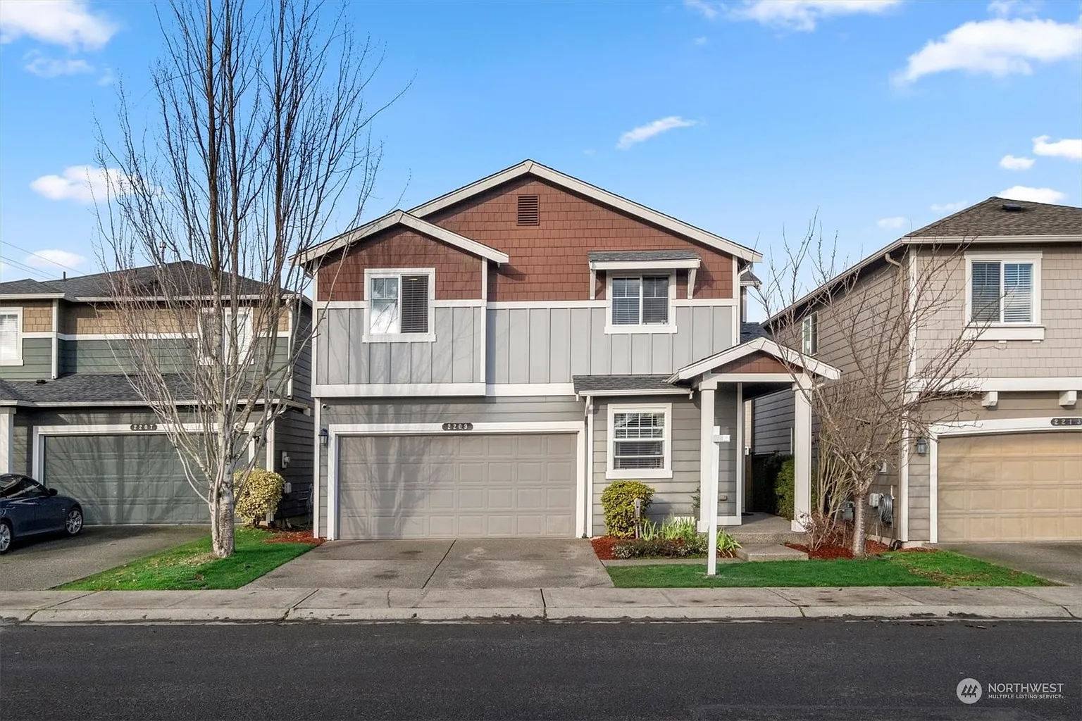 2209 194th Street E photo 1