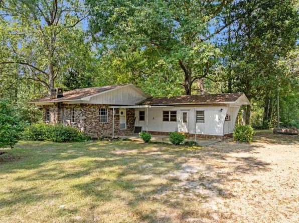 961 Lampton Hilltop Rd, Columbia, MS 39429