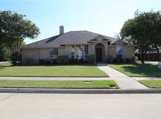 304 Rainhurst Ln, Murphy, TX 75094