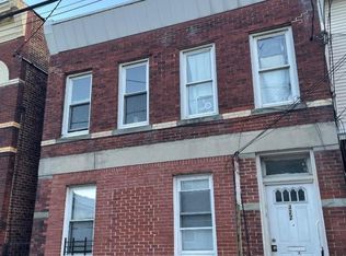 322 S 7th St, Elizabeth, NJ 07202