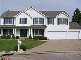 13 McCluer Ct, O'Fallon, MO 63368