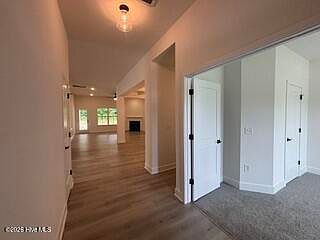 3rd image of 318 Eastwood Drive