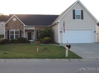 59 Haw River Rd, Fletcher, NC 28732