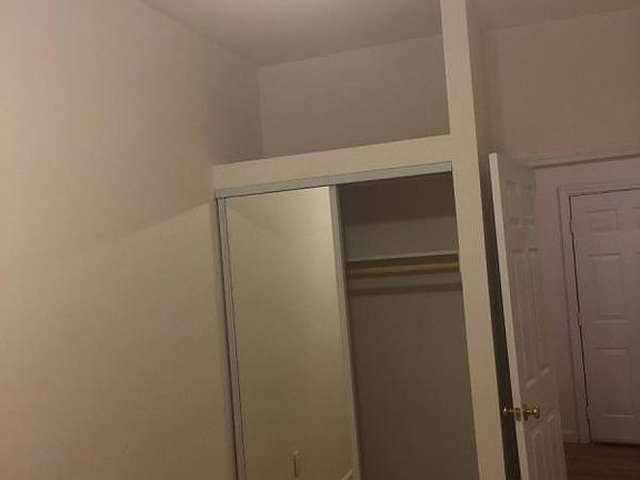 5th image of 58 Westland Ave APT 8