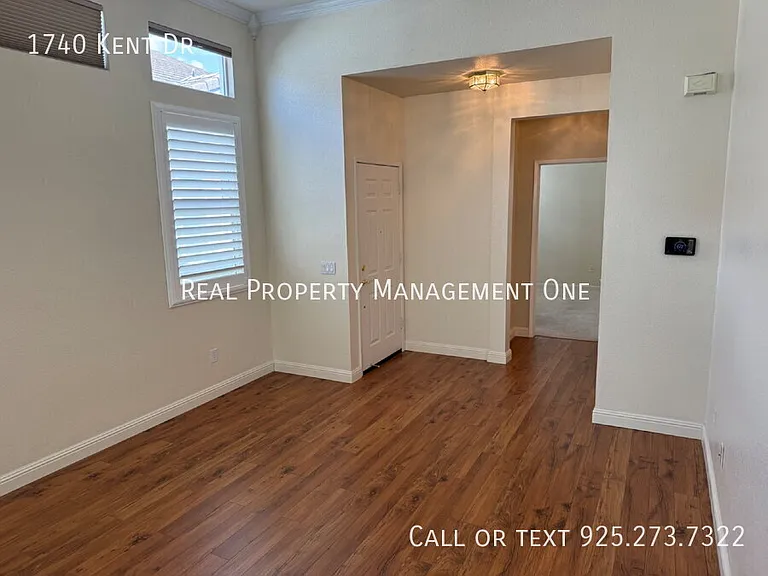 1740 Kent Dr — Photo 11