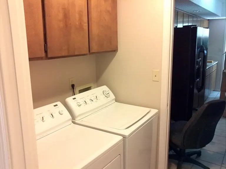 WASHER AND DRYER ARE NOT INCLUDED BUT ARE SHOWN HERE TO GIVE YOU A FEEL FOR THE SPACE.