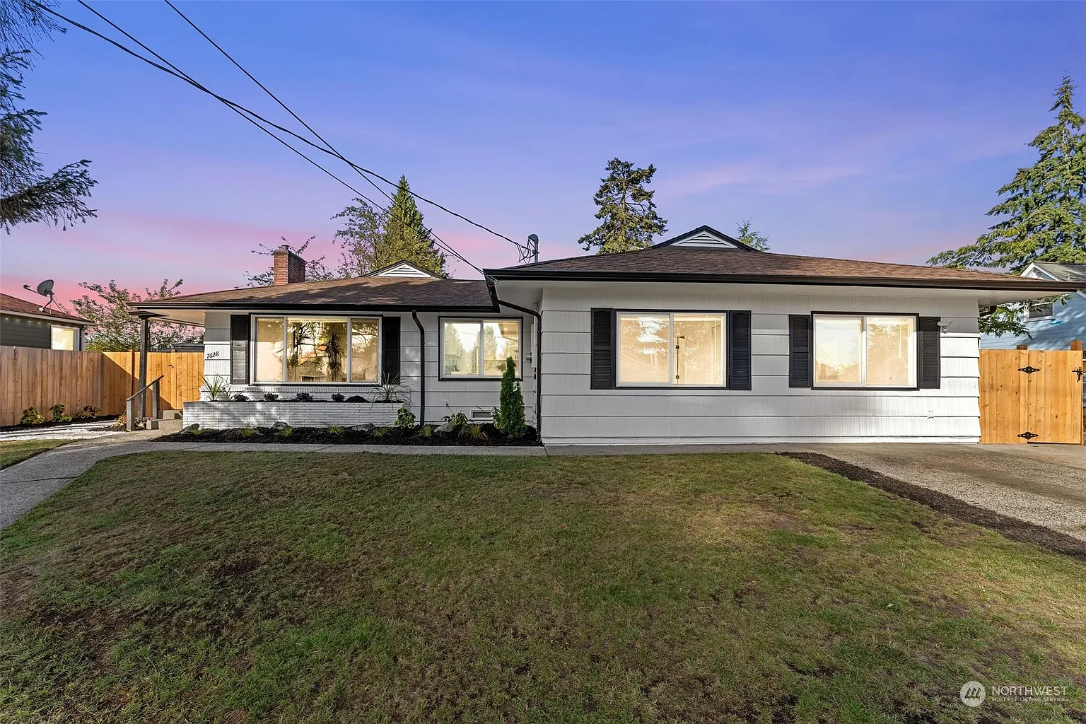 7628 S Park Avenue photo 1