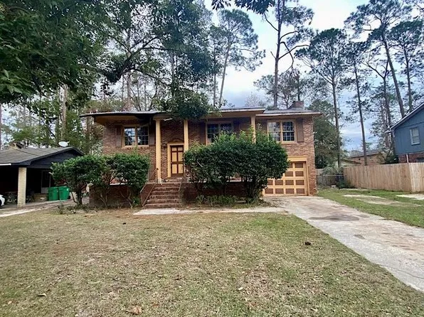 1713 Toni Ter, Valdosta, GA 31601