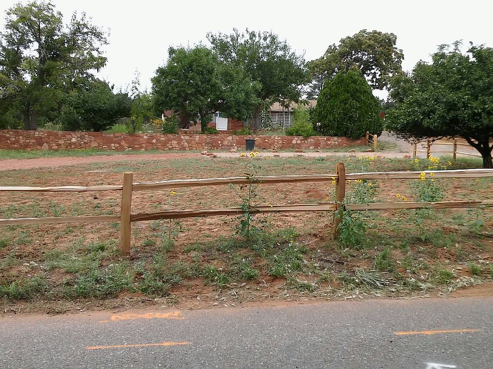 1st image of 47 Grasshopper Ln