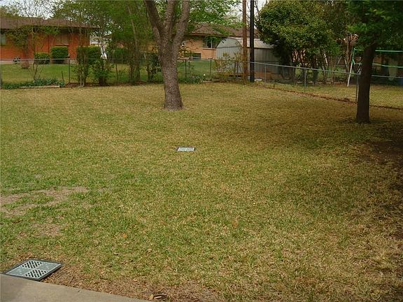 2nd image of 7032 Willis Ave