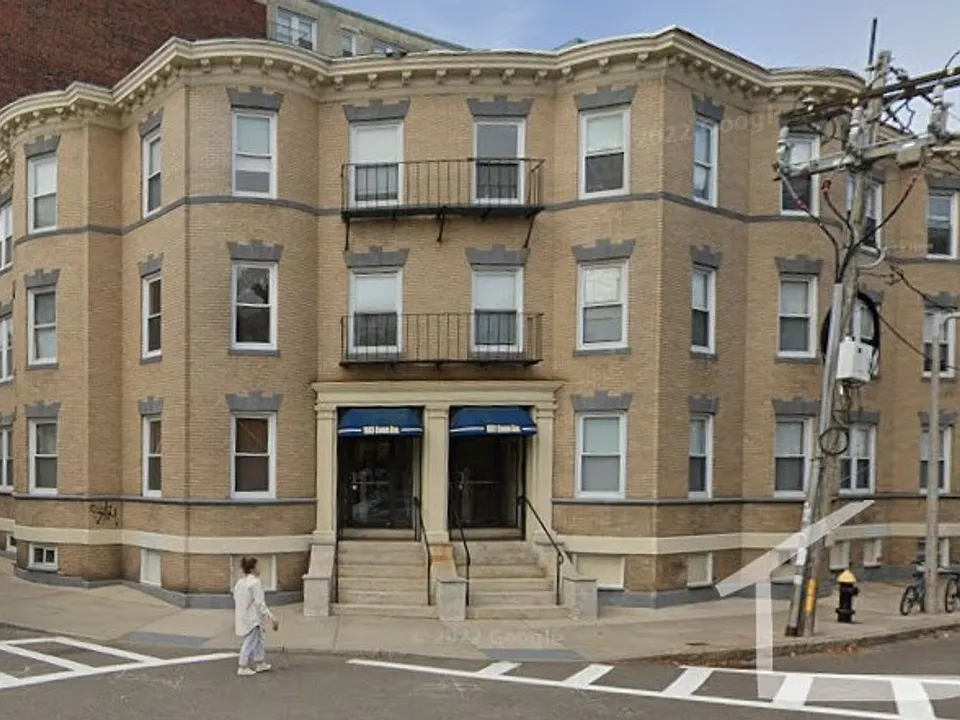 1683 Commonwealth Ave #2