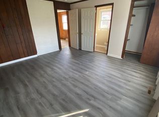 52 E Pitman St, Penns Grove, NJ 08069
