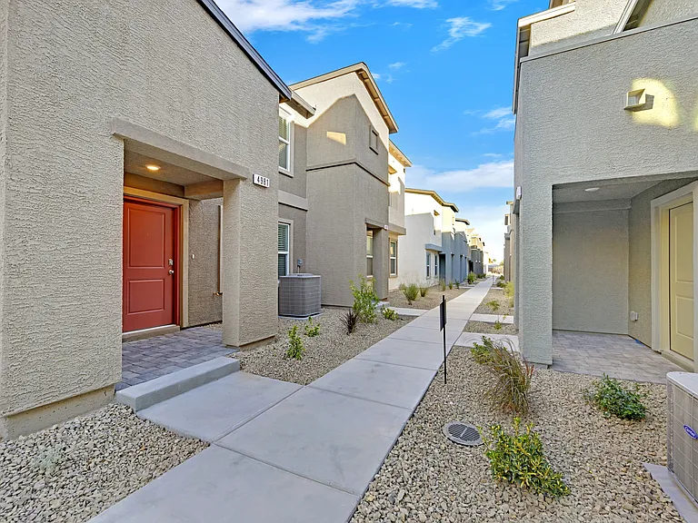 4981 Apple Mesa Ave — Photo 11