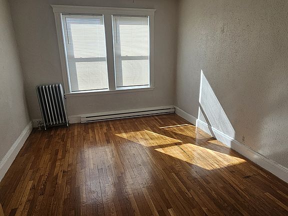 4th image of 70 Bellingham St APT 9