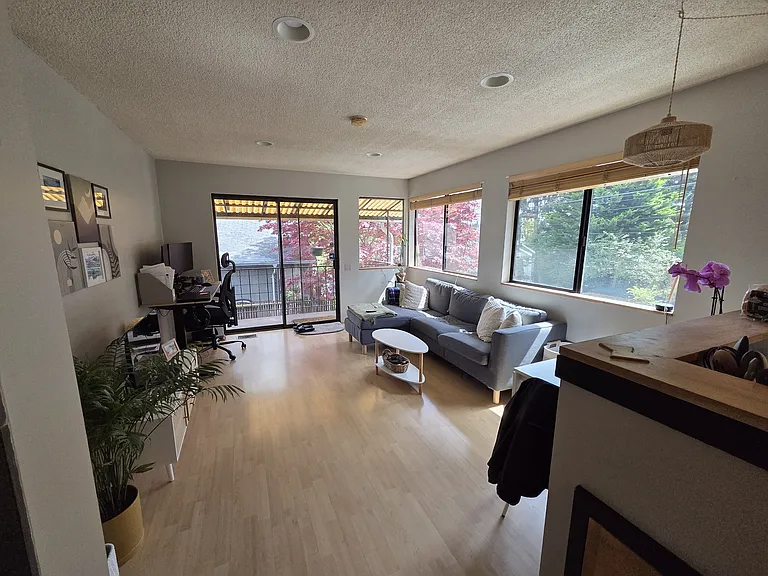3702 Bagley Ave N — Photo 7