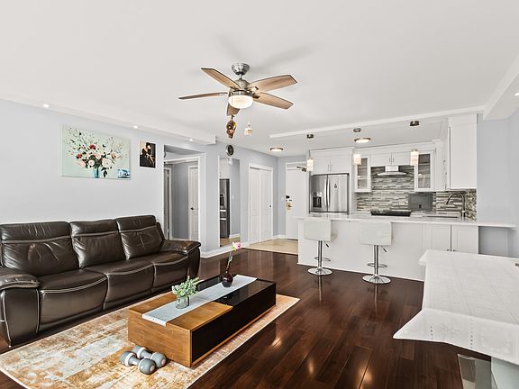 2nd image of 3600 N Lake Shore Dr APT 2205
