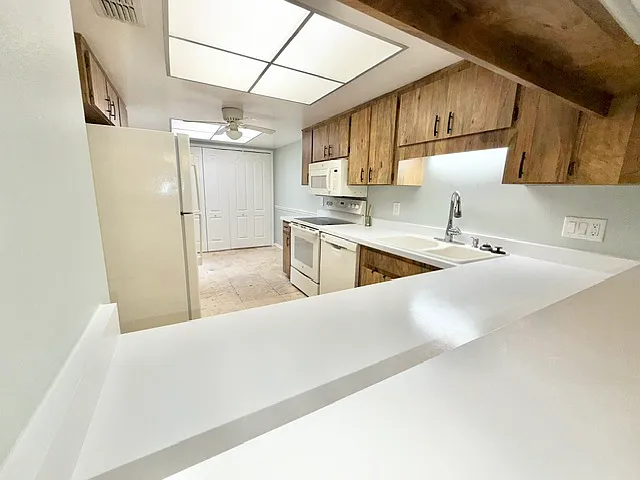 1003 Sherrywood St — Photo 12