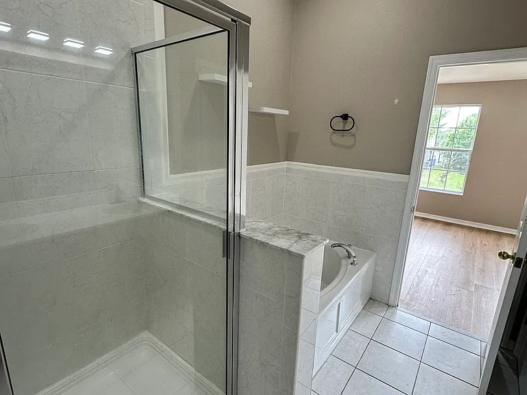 2011 Strathmill Dr #2011 — Photo 14