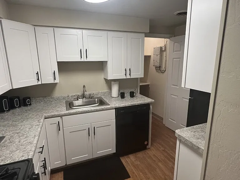 Monroeville Apartments — Photo 27