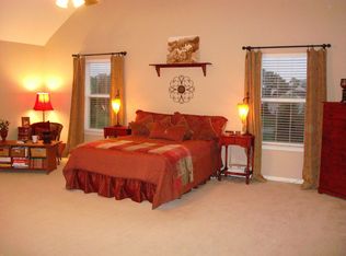 15 Marshwood Dr, Collegeville, PA 19426