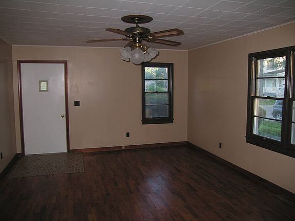 5th image of 1801 S Orchard St