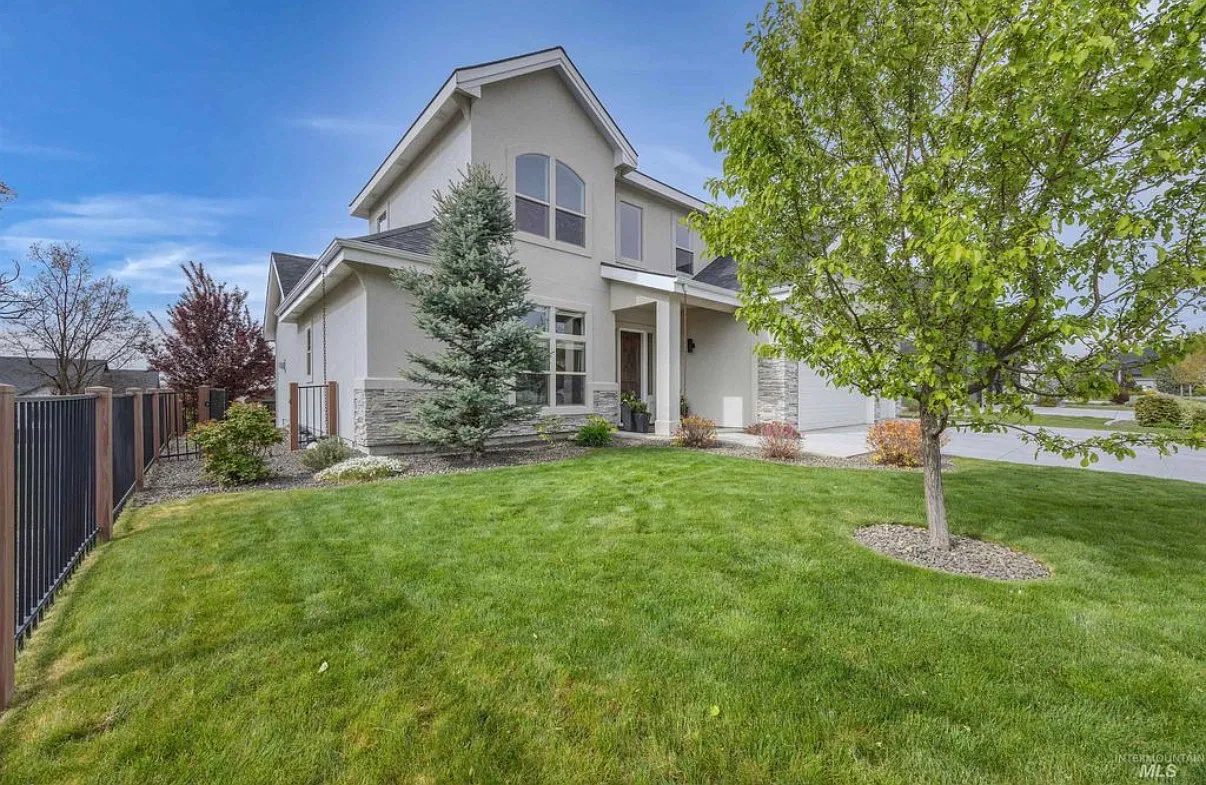 4 bed, 3.5 bath, 3100 sqft, $4,750 — Photo 3